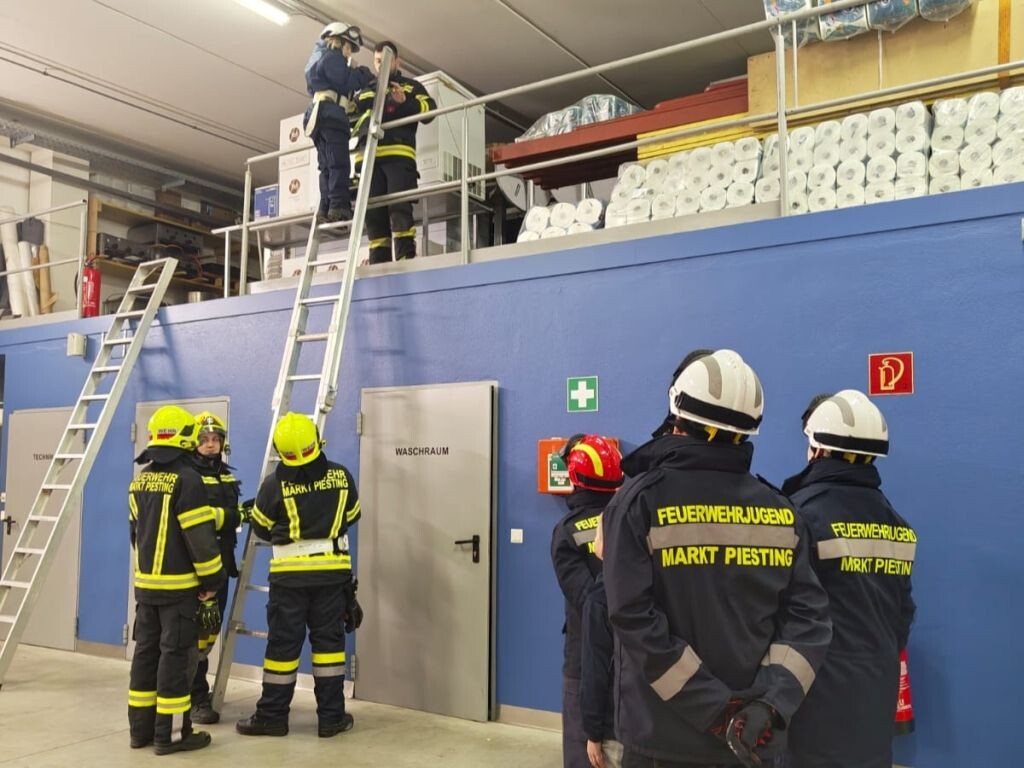 Jugendstunde zum Thema „Leitern“