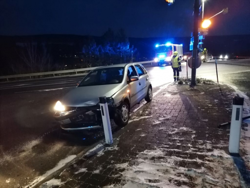 Verkehrsunfall an der Dreistetter-Kreuzung auf der B21