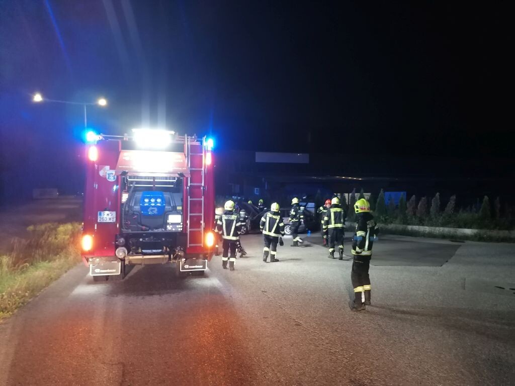 Fahrzeugbrand im Gewerbepark – zweiter Sirenenalarm binnen 35 Stunden